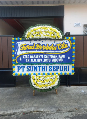 Papan Bunga Duka di Siketug